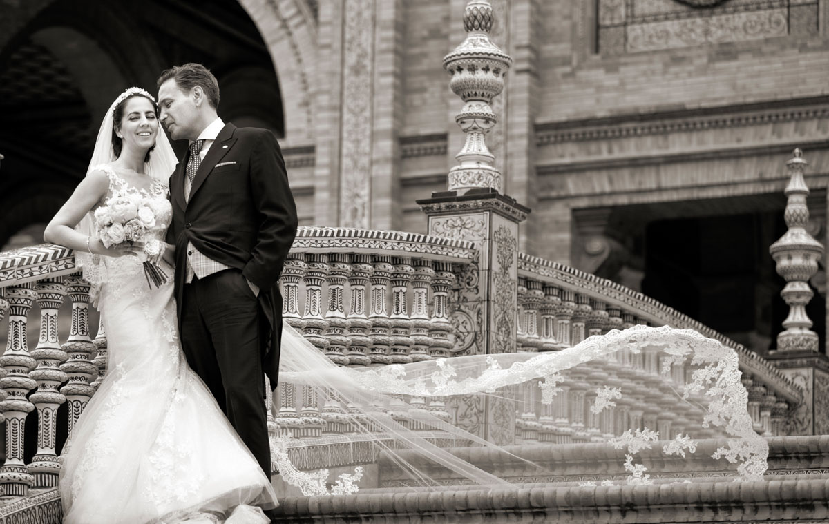fotos de boda en Plaza de España Sevilla por Alejandro Gonzalo fotógrafo.